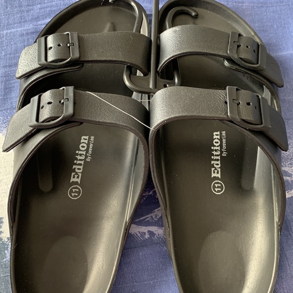 🎉HP🎊Edition by Forever Link Sandals - Picture 4 of 4